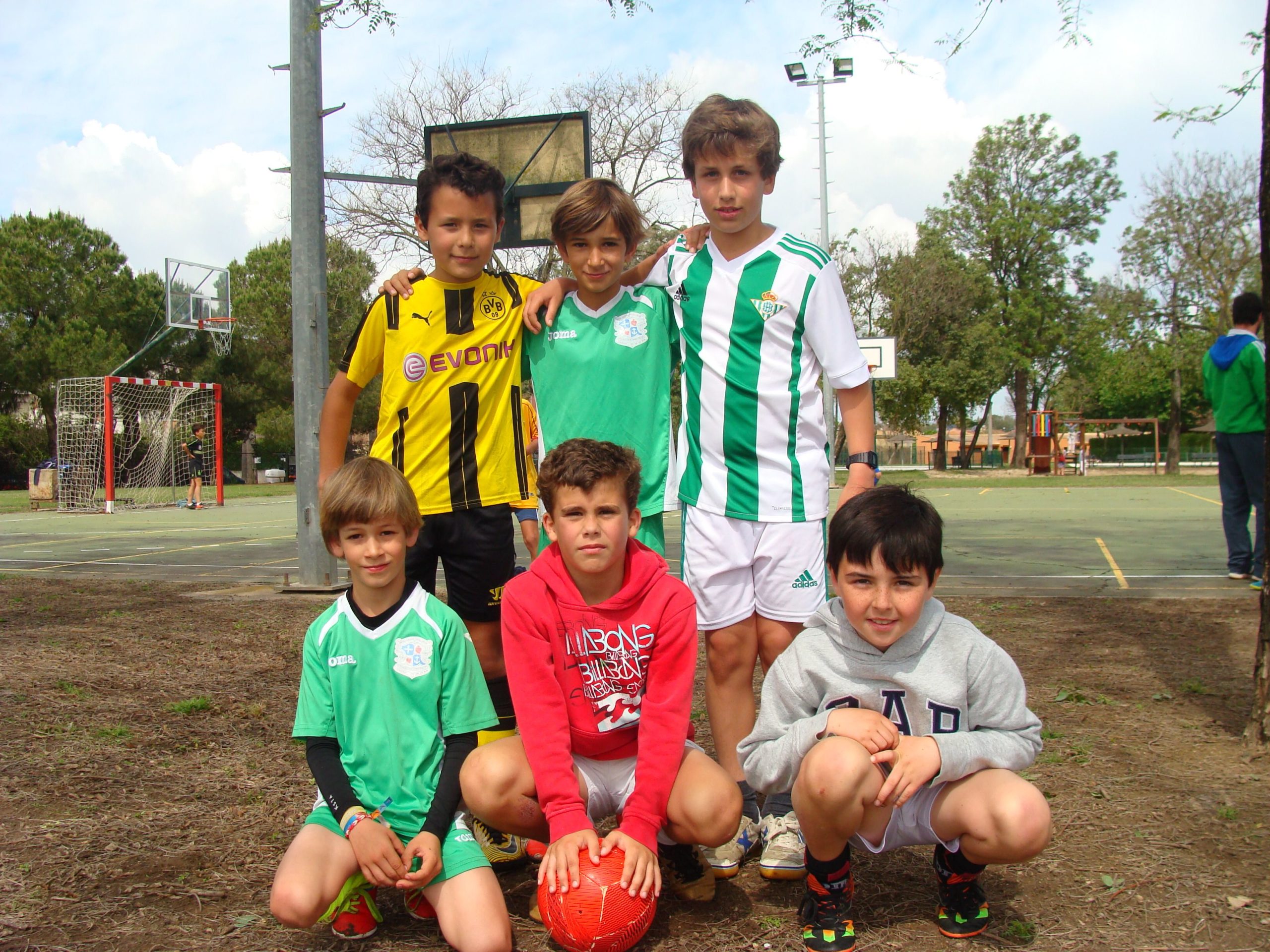 Puente de mayo lleno de Actividades Infantiles: Castillos, Talleres, Maratones de Fútbol…