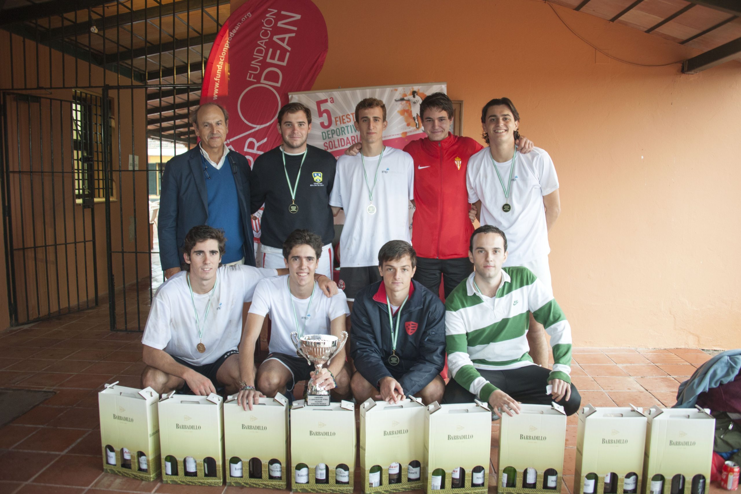 La V Fiesta Deportiva Solidaria de la Fundacion Prodean se celebra con éxito a pesar de la lluvia