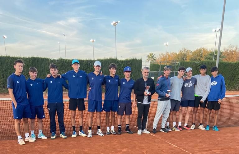 Equipo Junior de Tenis del RCSG Subcampeones de Sevilla