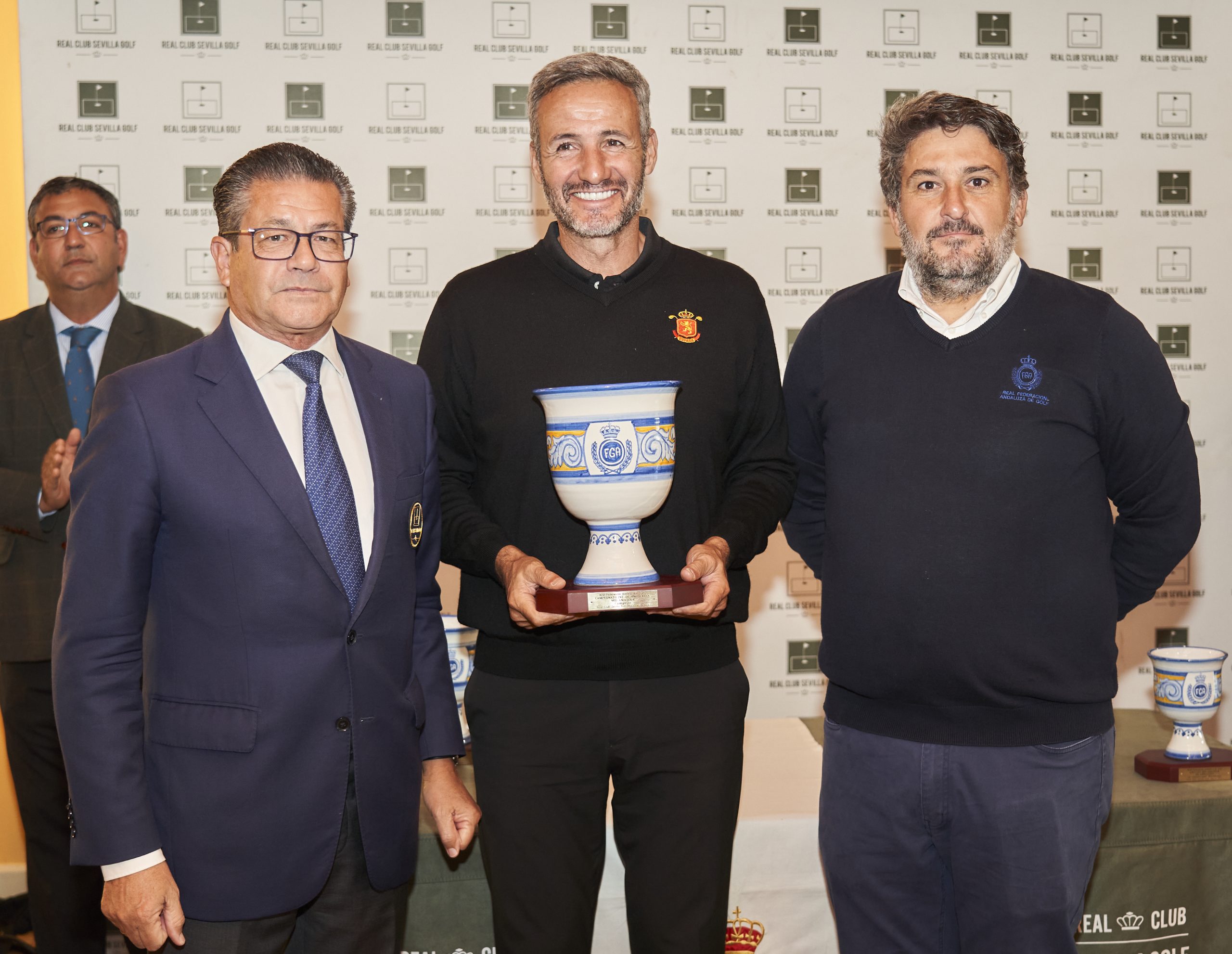 Alejandro Lafarga, campeón del Campeonato de Andalucía Mid Amateur en el Real Club Sevilla Golf